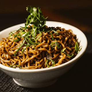 VEG. HAKKA NOODLES